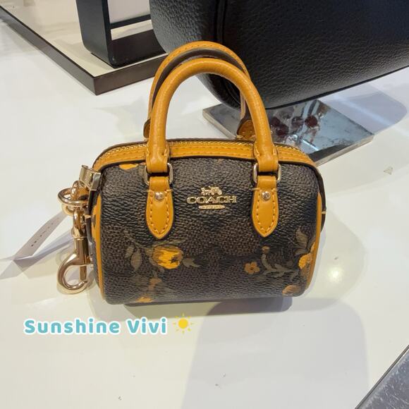 NWT Coach Mini Rowan Keychain Charm Signature Canvas Floral Print CCF12（no bag） - Picture 1 of 8